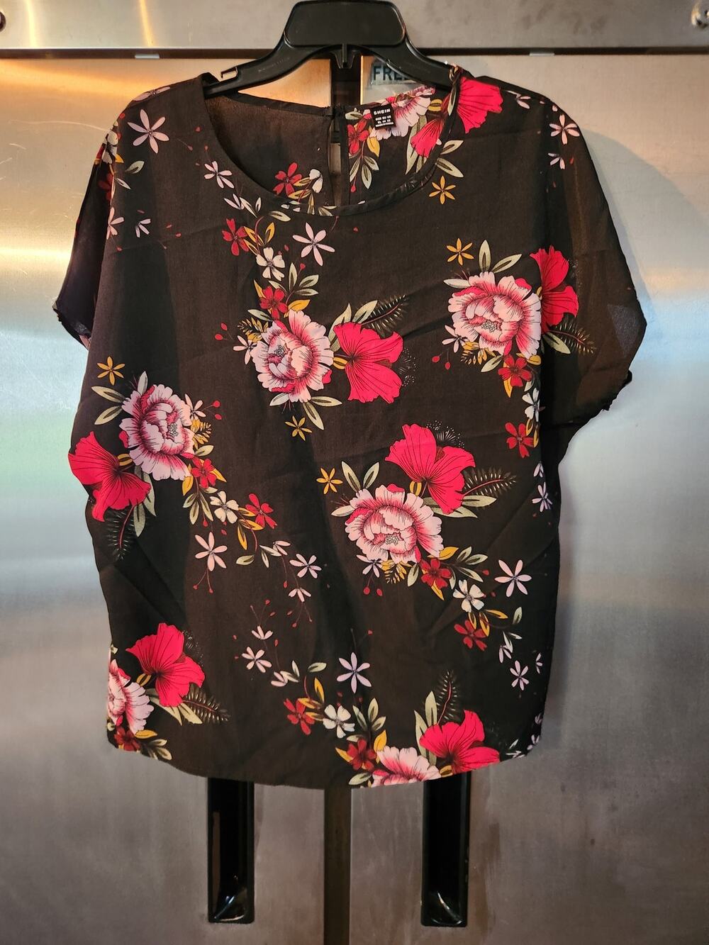 Shein Floral Print Top Women's Size XL Black Pink